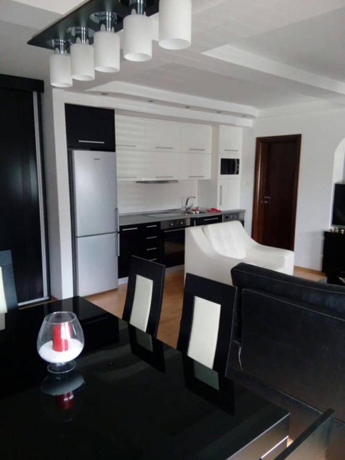 Brand New Apt In City Center Битола Экстерьер фото
